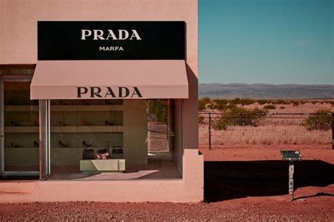 prada marfa wallpaper iphone|prada marfa location.